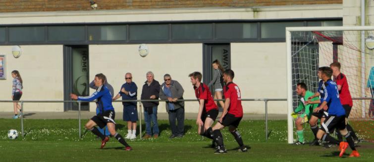 Goodwick United defend strongly